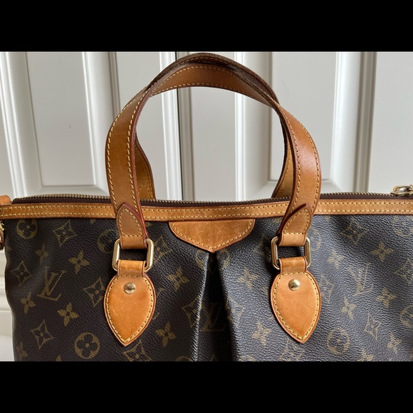 🚫SOLD🚫 Authentic Louis Vuitton Palermo PM Monogram - Picture 5 of 14